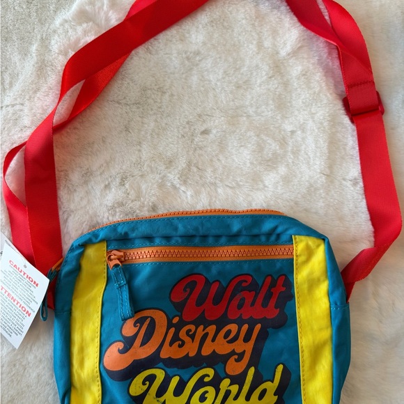 Disney retro Red and Blue Crossbody Bag - Picture 1 of 4